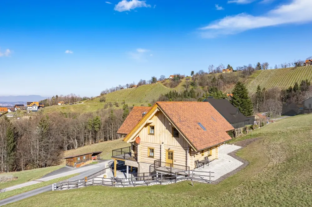 KITZIMMO-Exklusive Chalet-Blockhäuser kaufen - Immobilien Graz Steiermark.