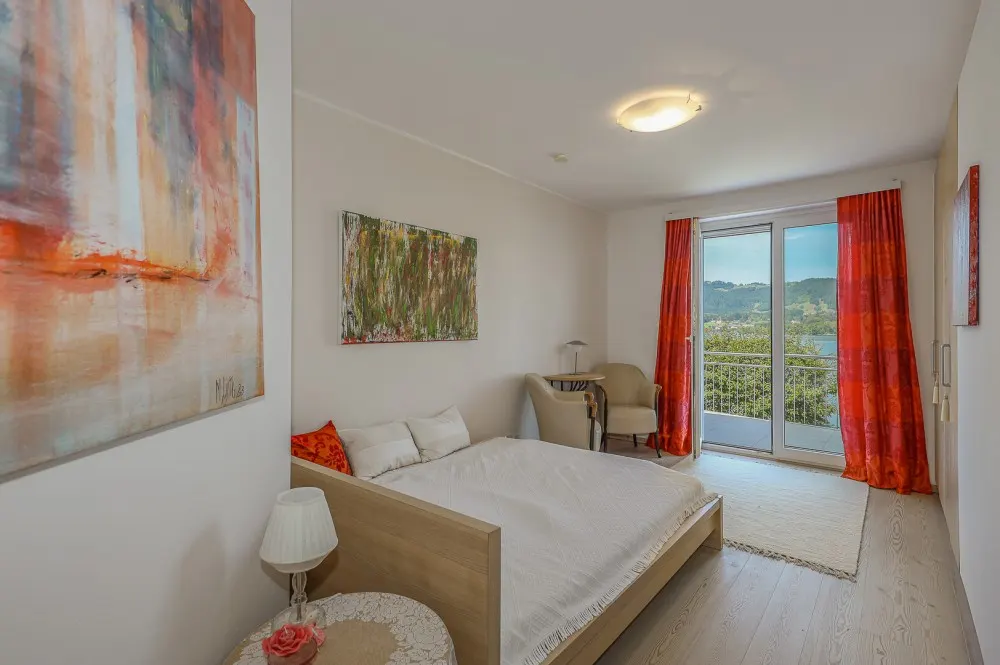 KITZIMMO-Exklusive Villa mit Pool am Traunsee kaufen - Immobilien Gmunden.