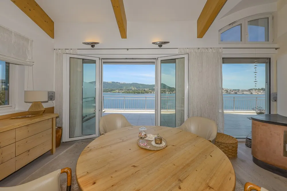 KITZIMMO-Exklusive Villa mit Pool am Traunsee kaufen - Immobilien Gmunden.