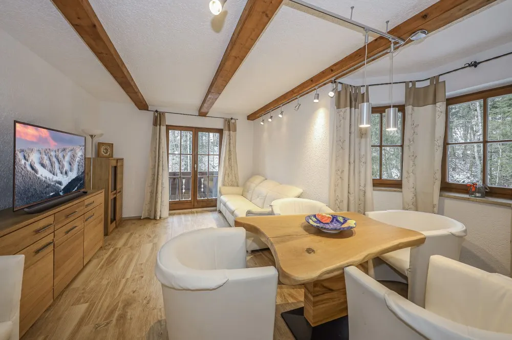 KITZIMMO-Ferienhaus in idyllischer Ruhelage kaufen - Immobilien Reit im Winkl.
