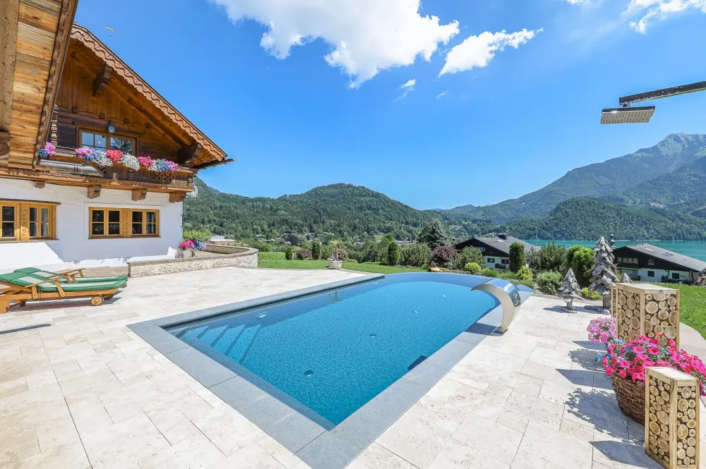 KITZIMMO-Einzigartige Landhausvilla mit Pool und unverbaubarem Seeblick - Immobilien St. Gilgen.