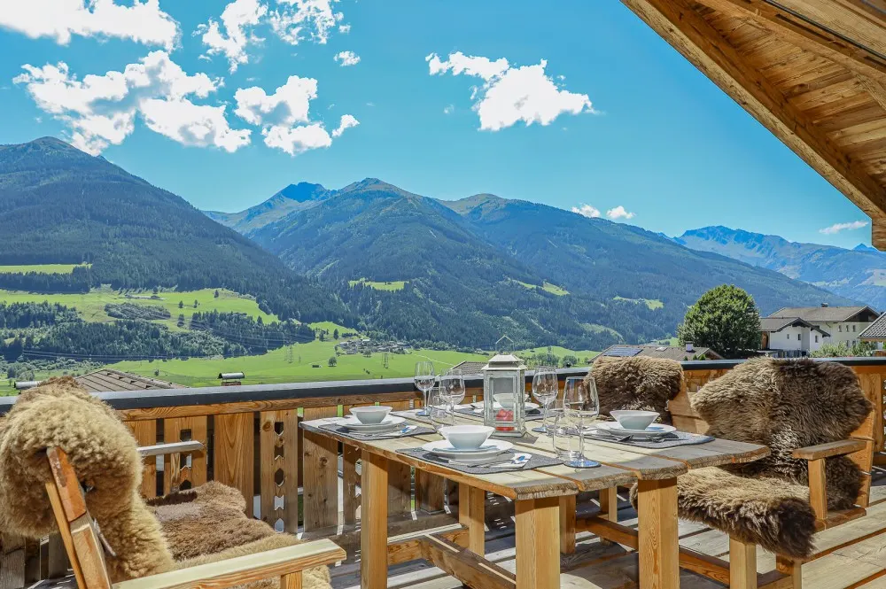 KITZIMMO-Exklusives Chalet am Sonnberg mit Panorama-Ausblick - Immobilien Zell am See.