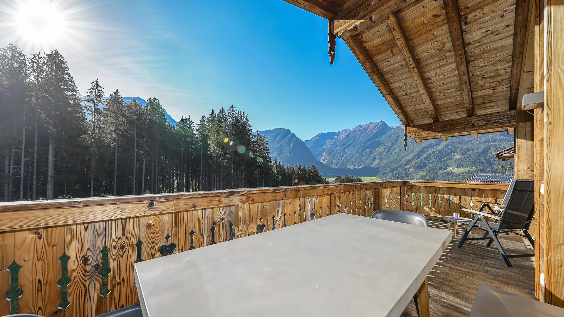 KITZIMMO-Exklusives Nationalpark Chalet in sonniger Ruhelage - Immobilien Neukirchen.