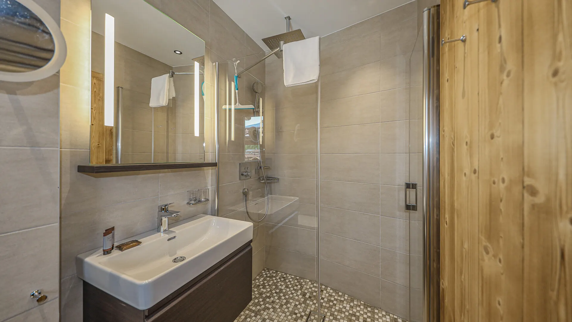 KITZIMMO-Exklusives Nationalpark Chalet in sonniger Ruhelage - Immobilien Neukirchen.